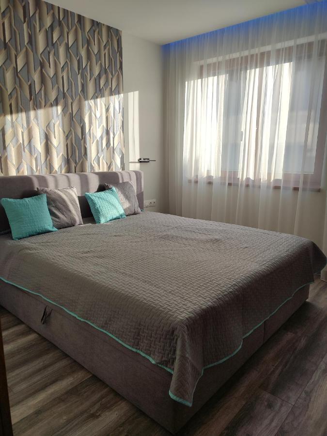 Gamma Apartmanok Es Jakuzzi Μίσκολτς Δωμάτιο φωτογραφία