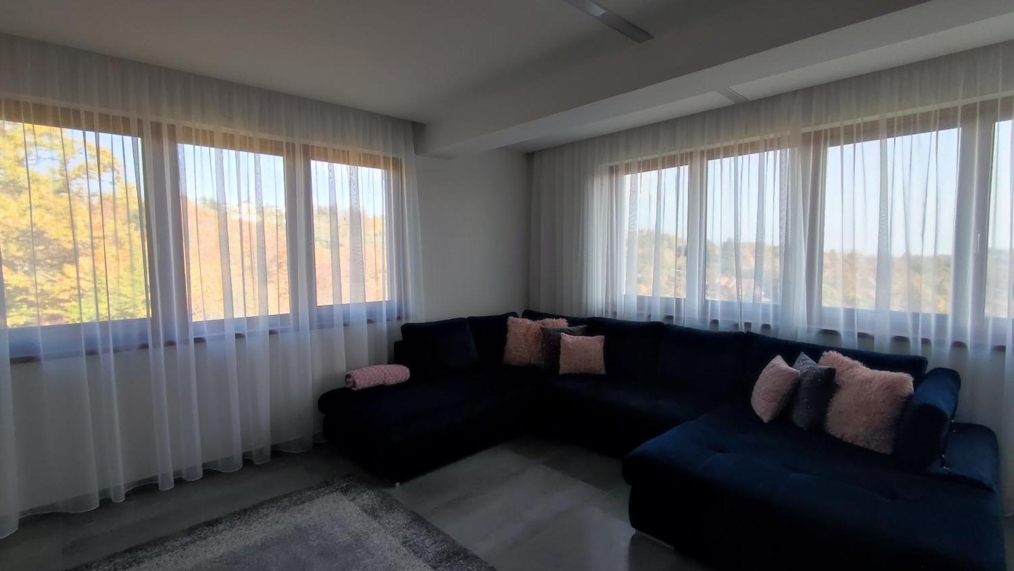 Gamma Apartmanok Es Jakuzzi Μίσκολτς Δωμάτιο φωτογραφία