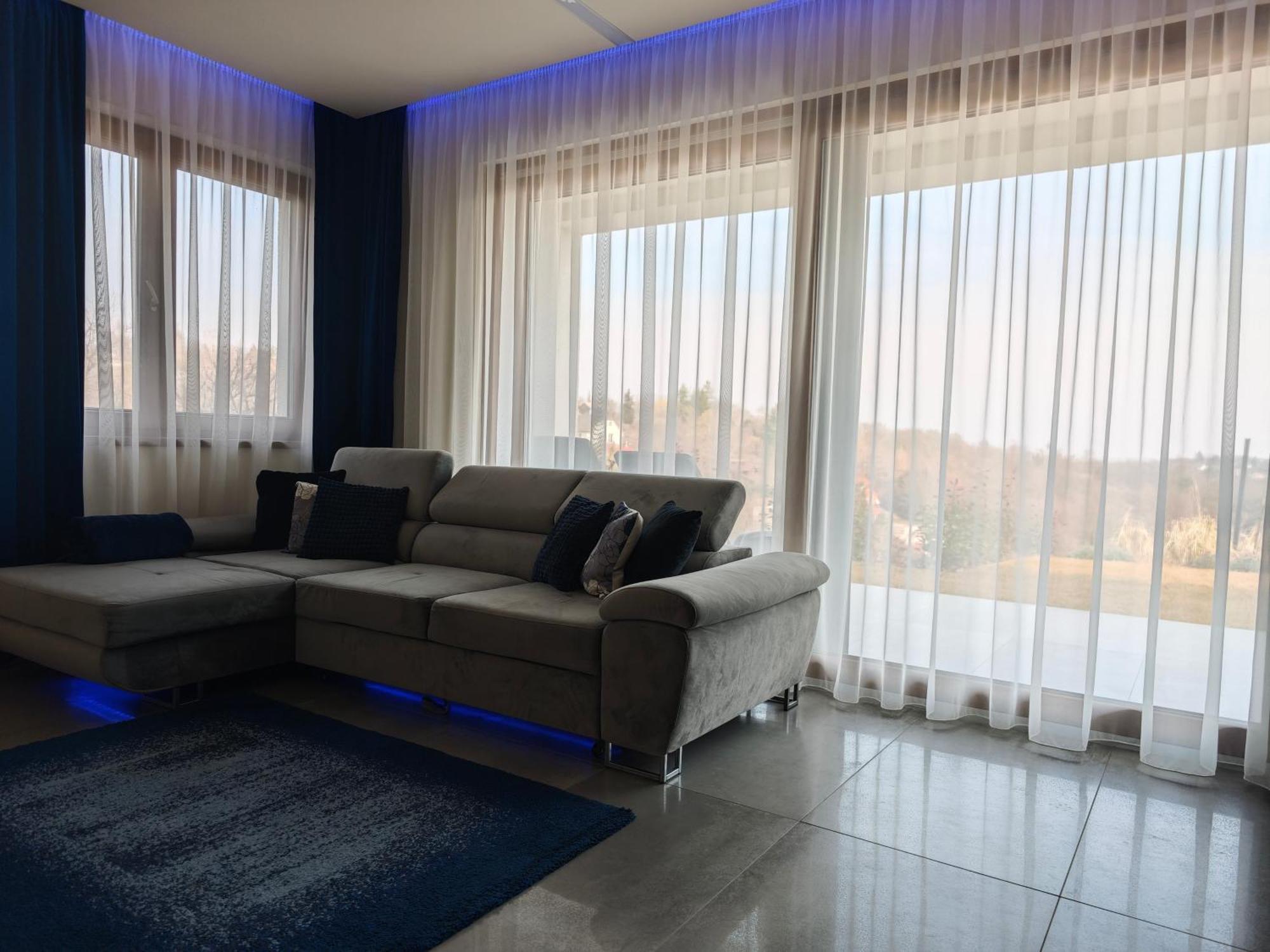 Gamma Apartmanok Es Jakuzzi Μίσκολτς Δωμάτιο φωτογραφία